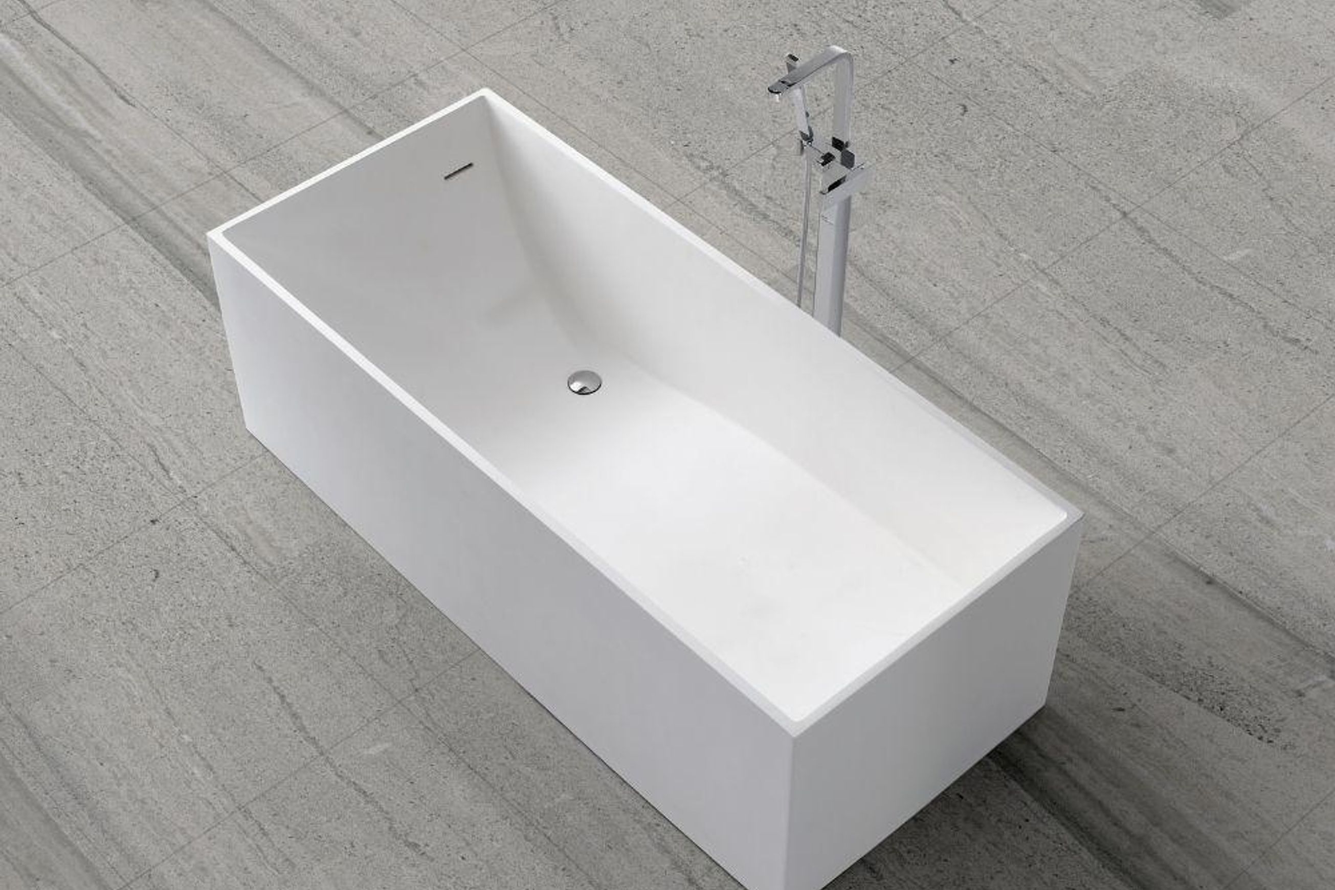 B029 Back-to-wall Freestanding Hugi Bath 1680mm