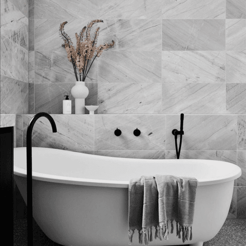 Olivier Freestanding Traditional Stone Bath