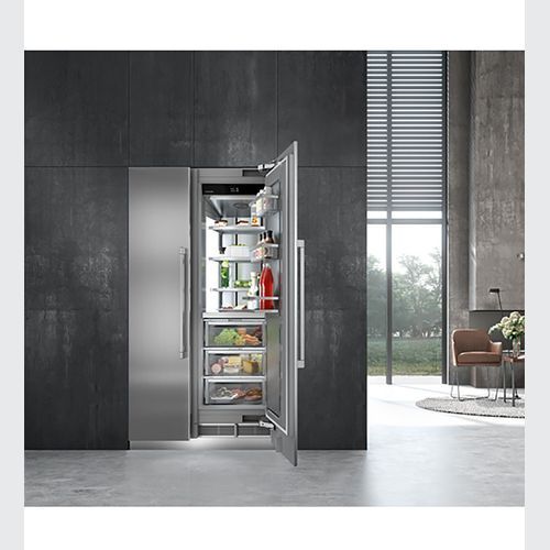 LIEBHERR | Monolith Integrated BioFresh Refrigerator w. 610 mm