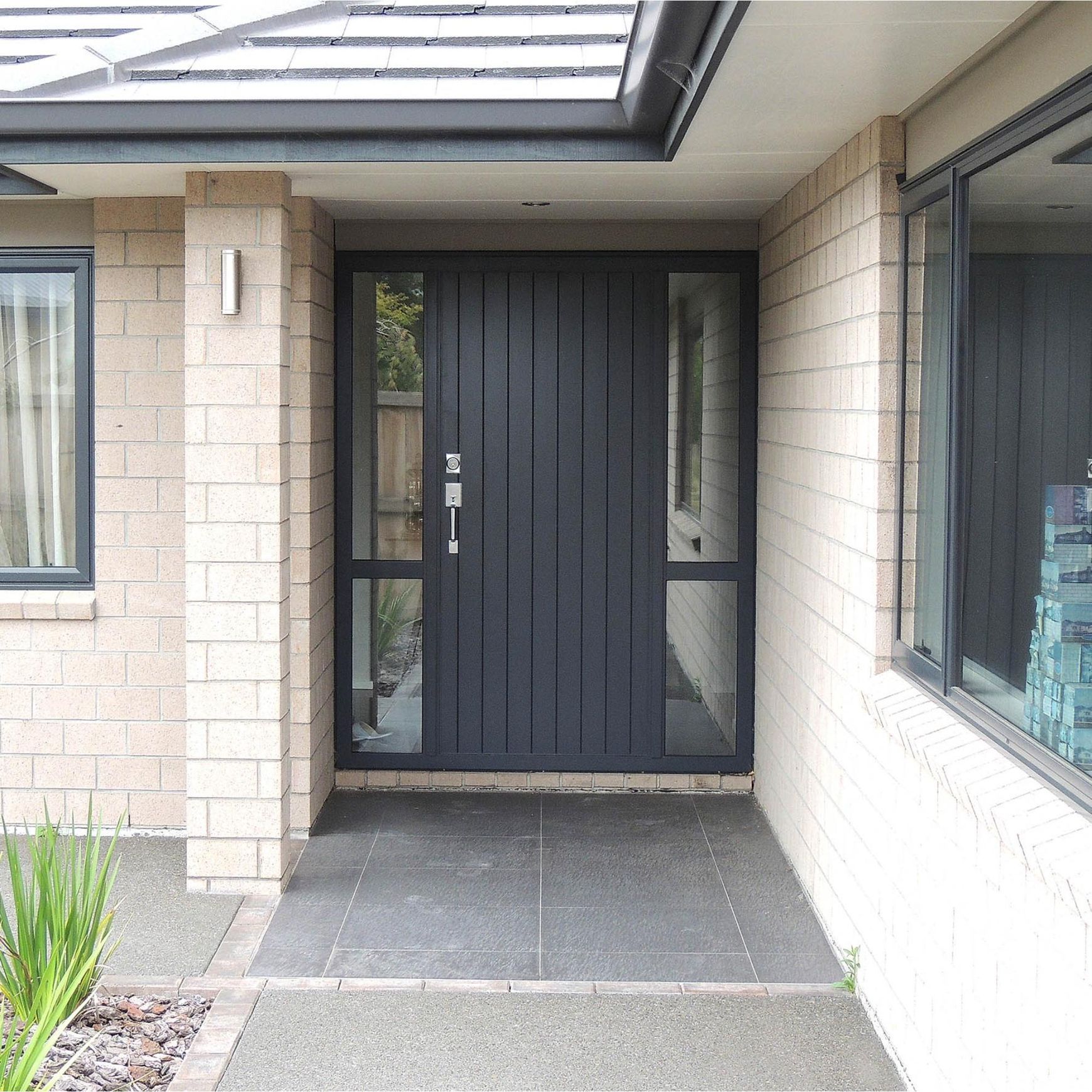 Strata TGV Aluminium Modern Entrance Doors