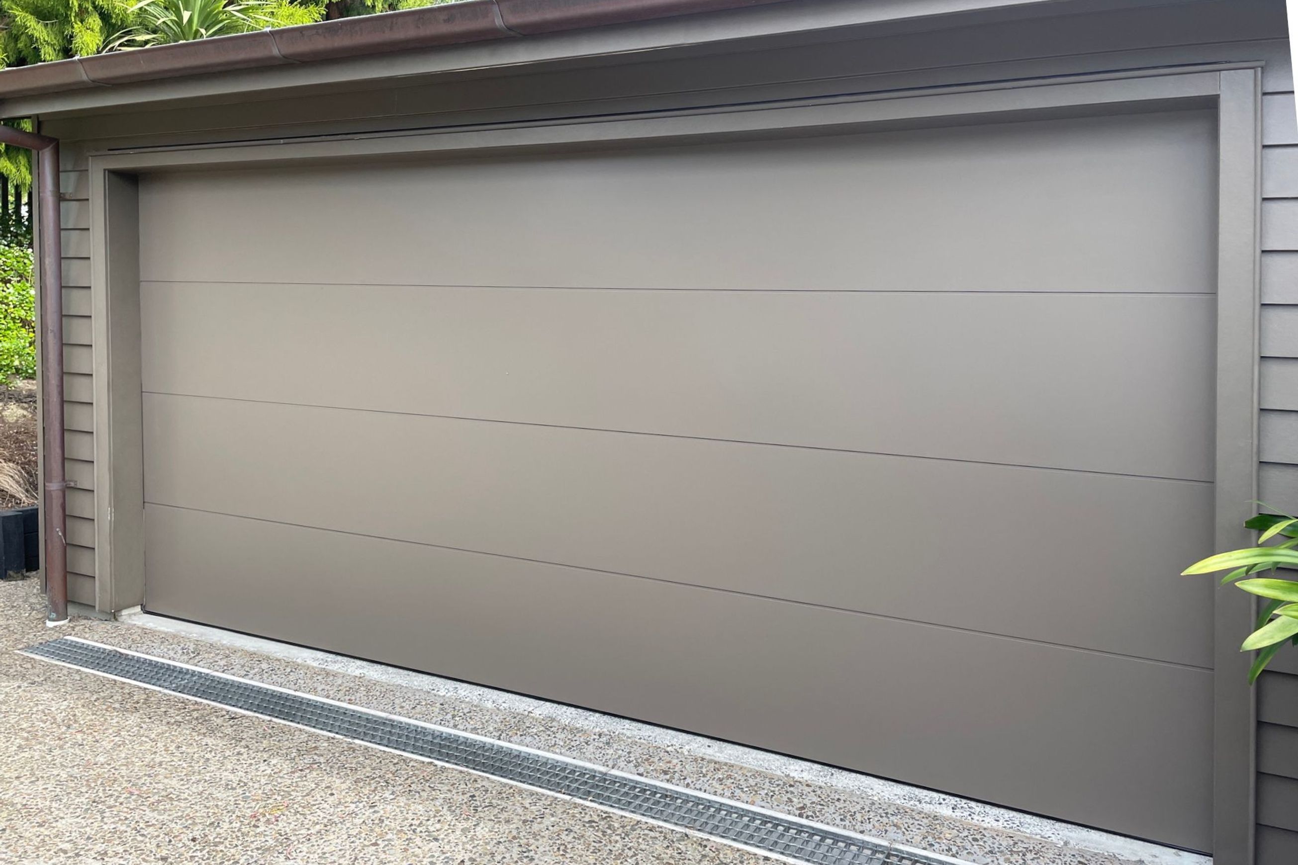 Continuous Aluminium Garage Door