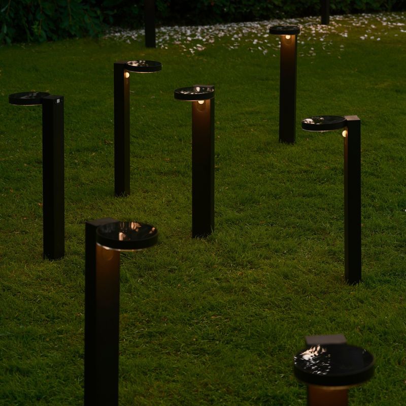 Rica Round Solar Spike Light