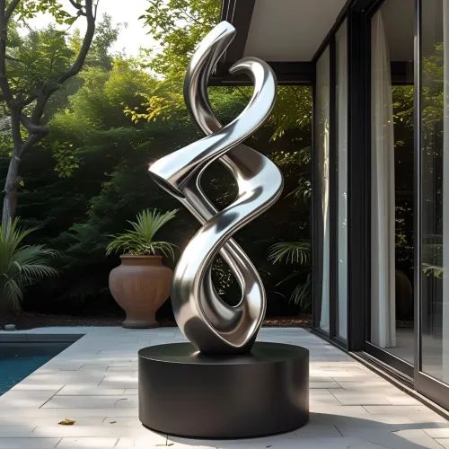 Mira Sculpture