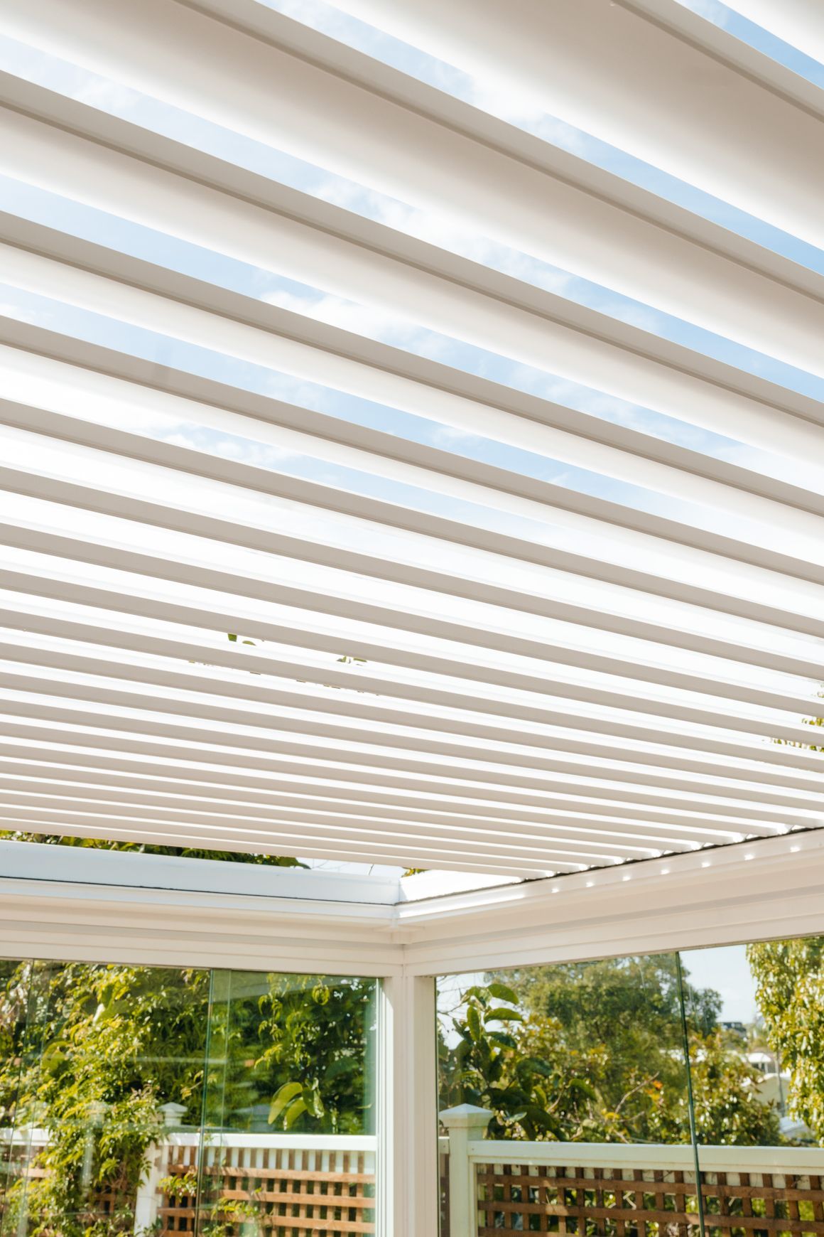 SunFold® Louvre Roof