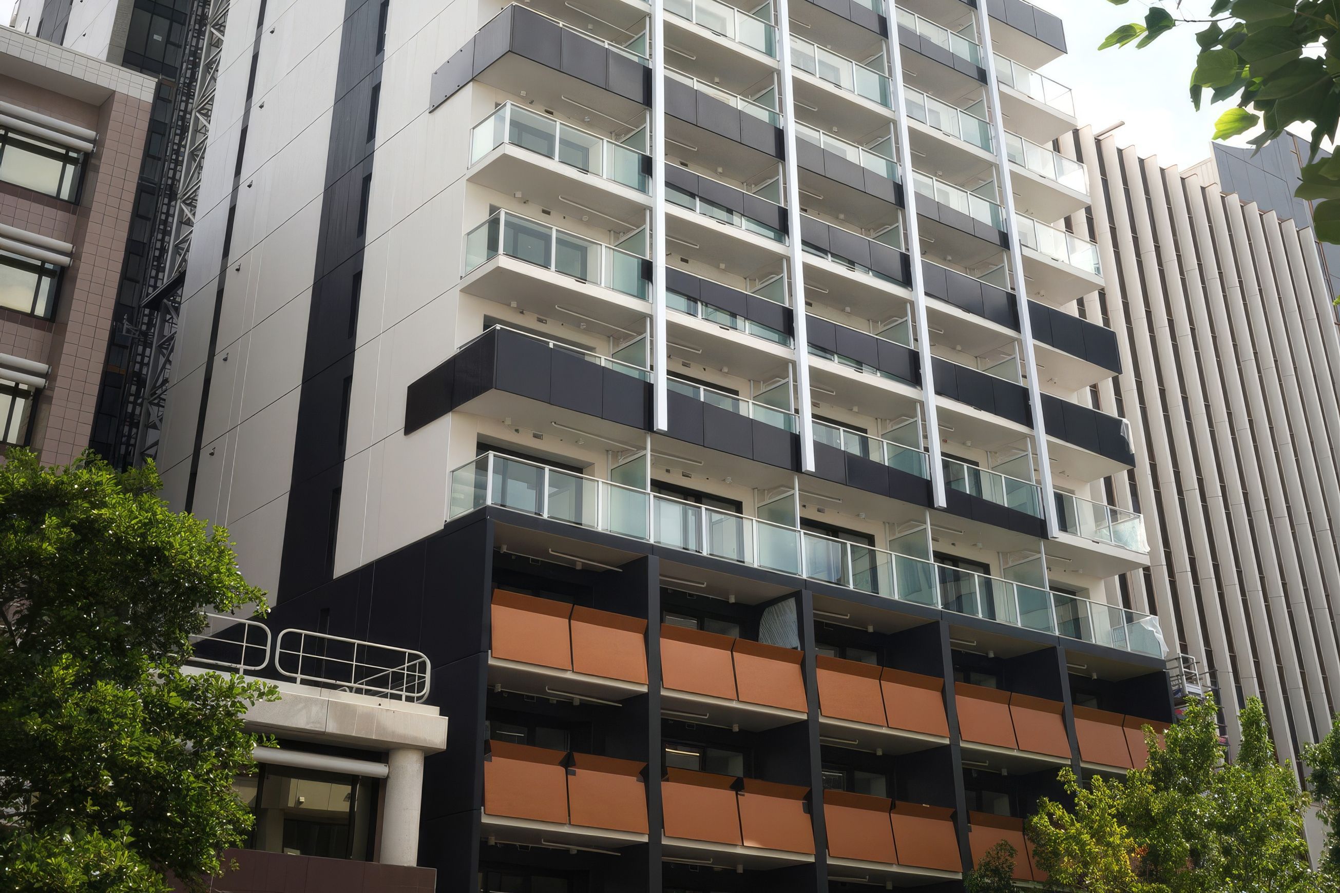 Skyrail Dr Glass Infill Series | Glass Balustrades