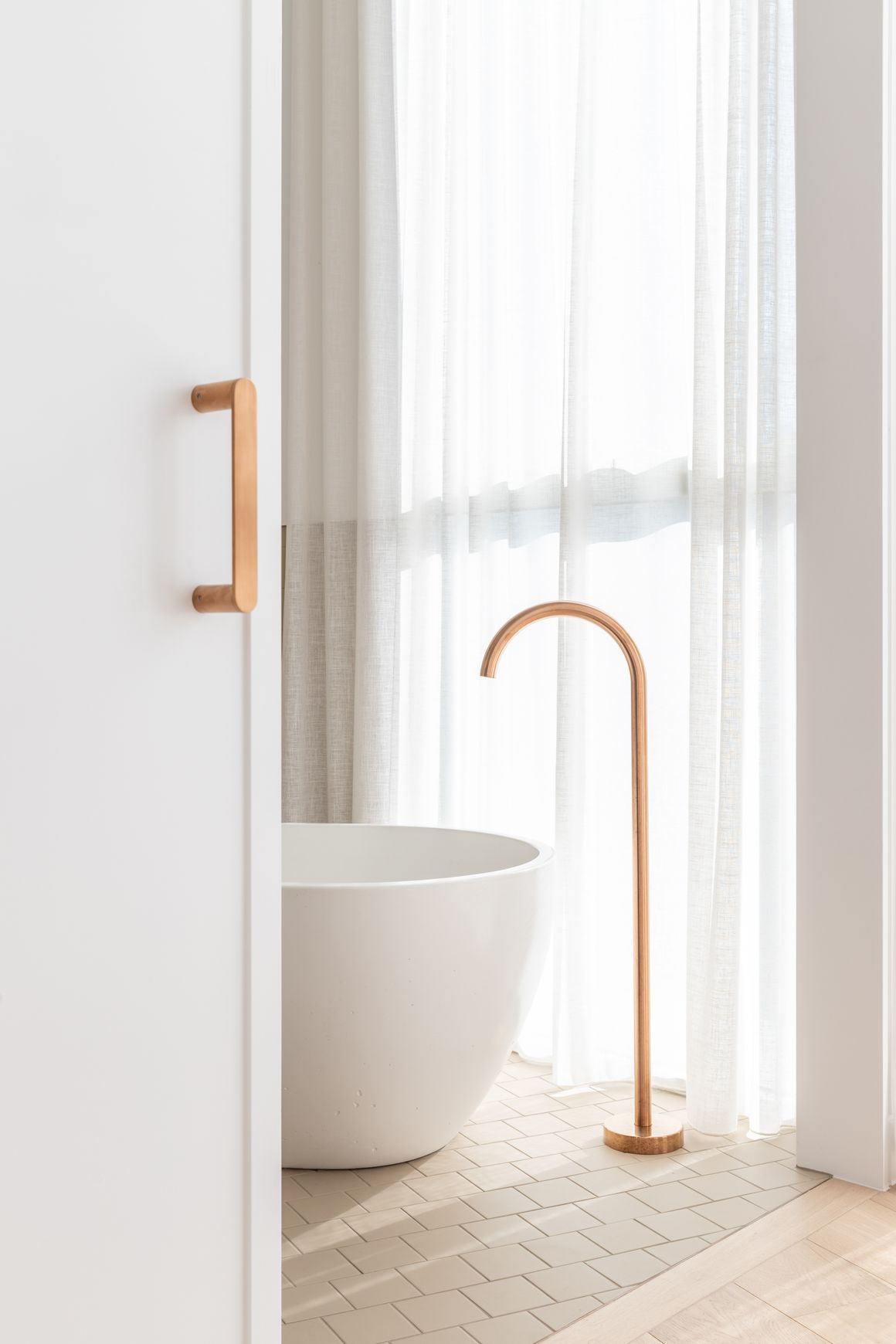 Milani Hand Towel Holder