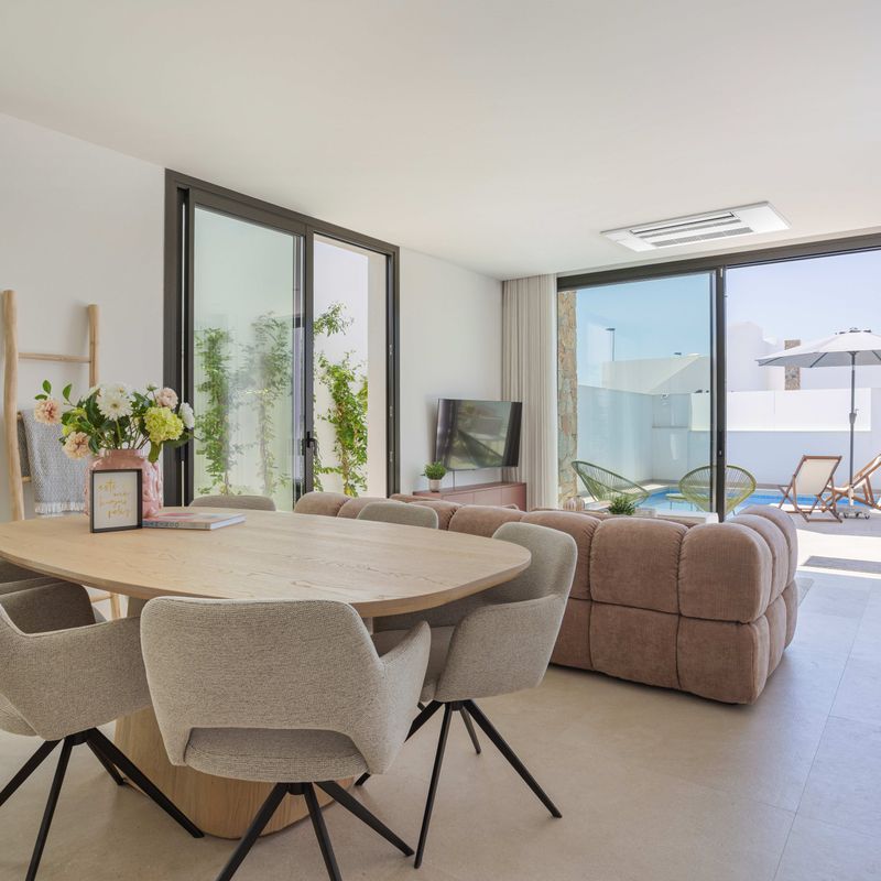 MLZ SlimFit One-way Cassette Heat Pumps