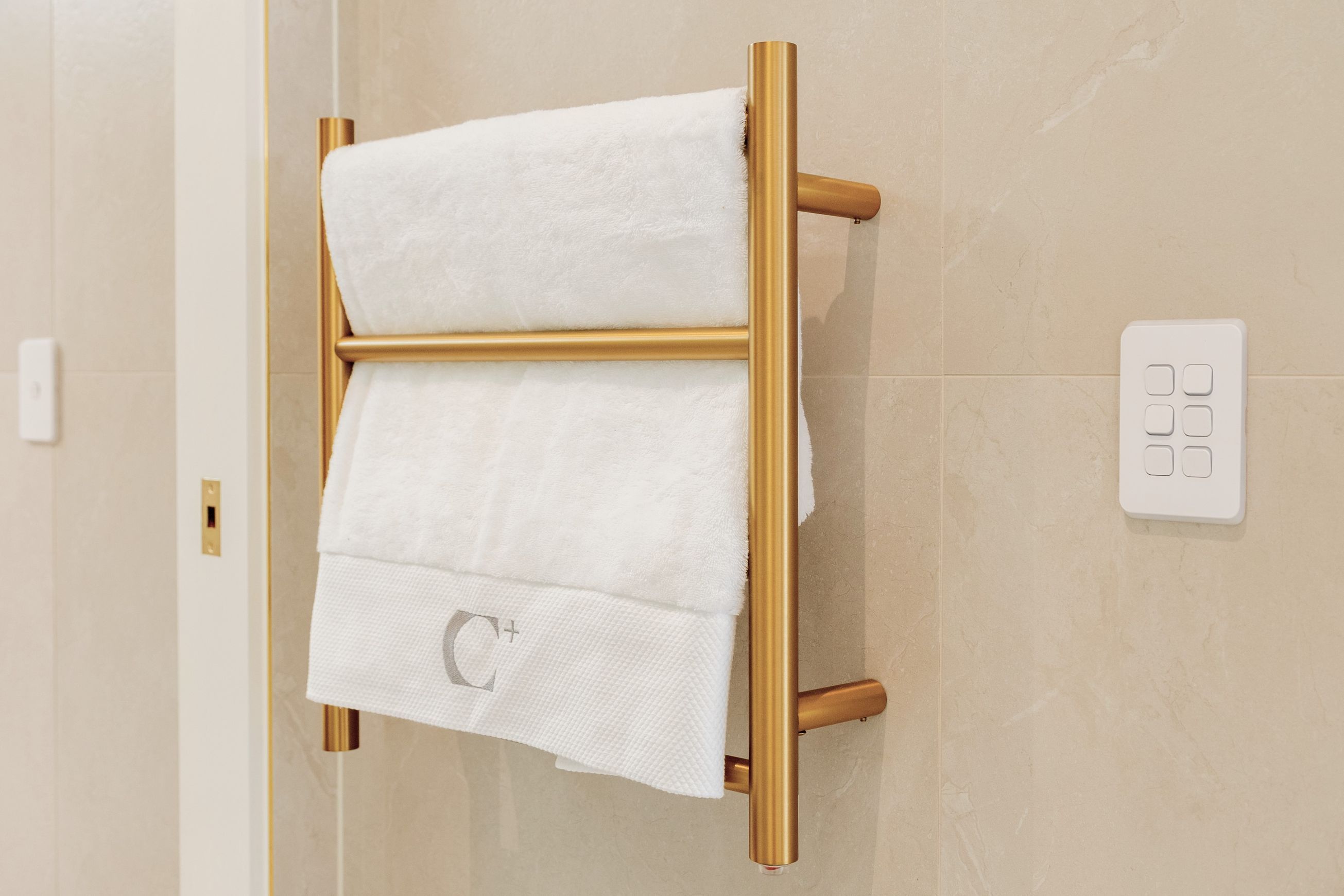 Round Electric Heated Towel Rack 4 Bars BUYG04.R.HTR