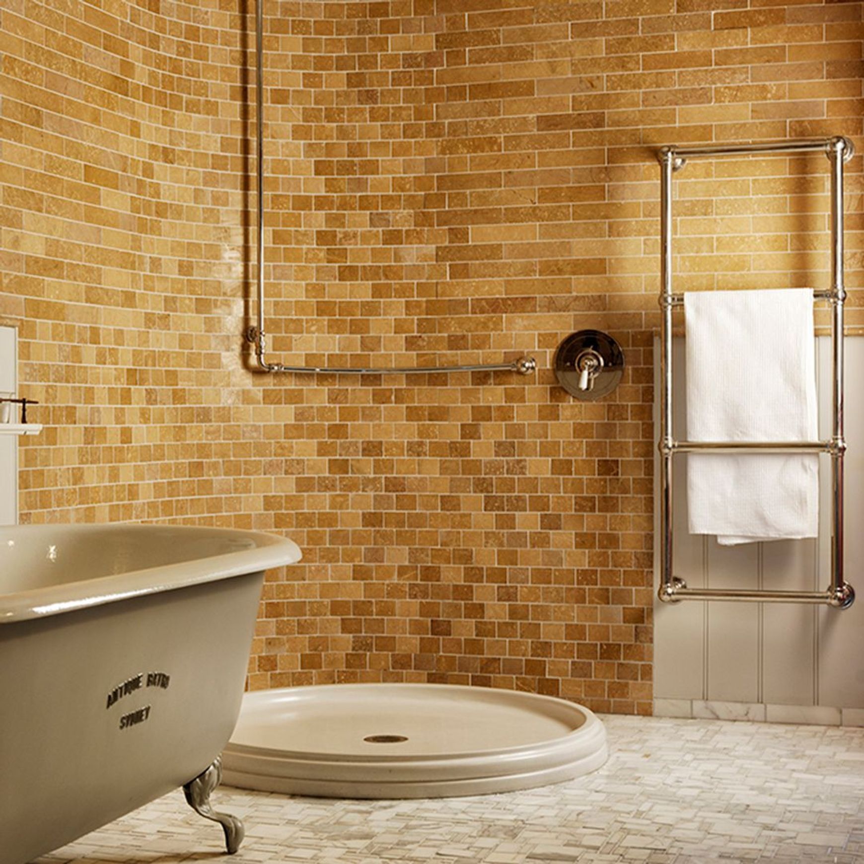 Hawthorn Hill Wall Mounted Towel Warmer