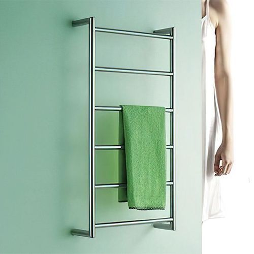 Tondo Heated Towel Rail by Casa Italiana