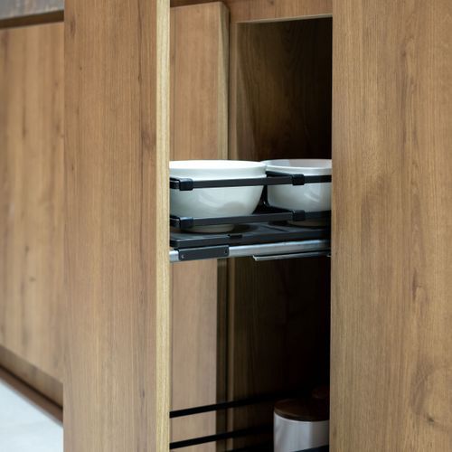 Lario | Narrow under-bench storage
