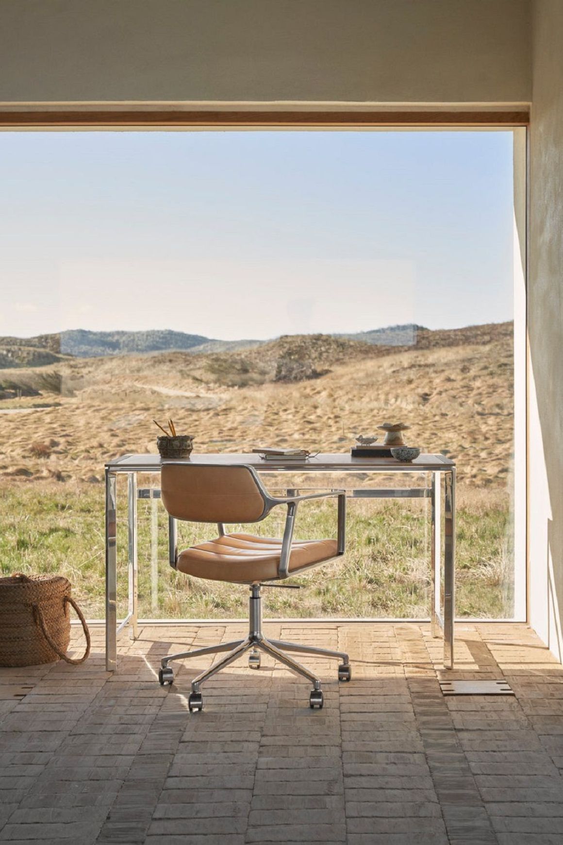Vipp430 Studio Desk Collection
