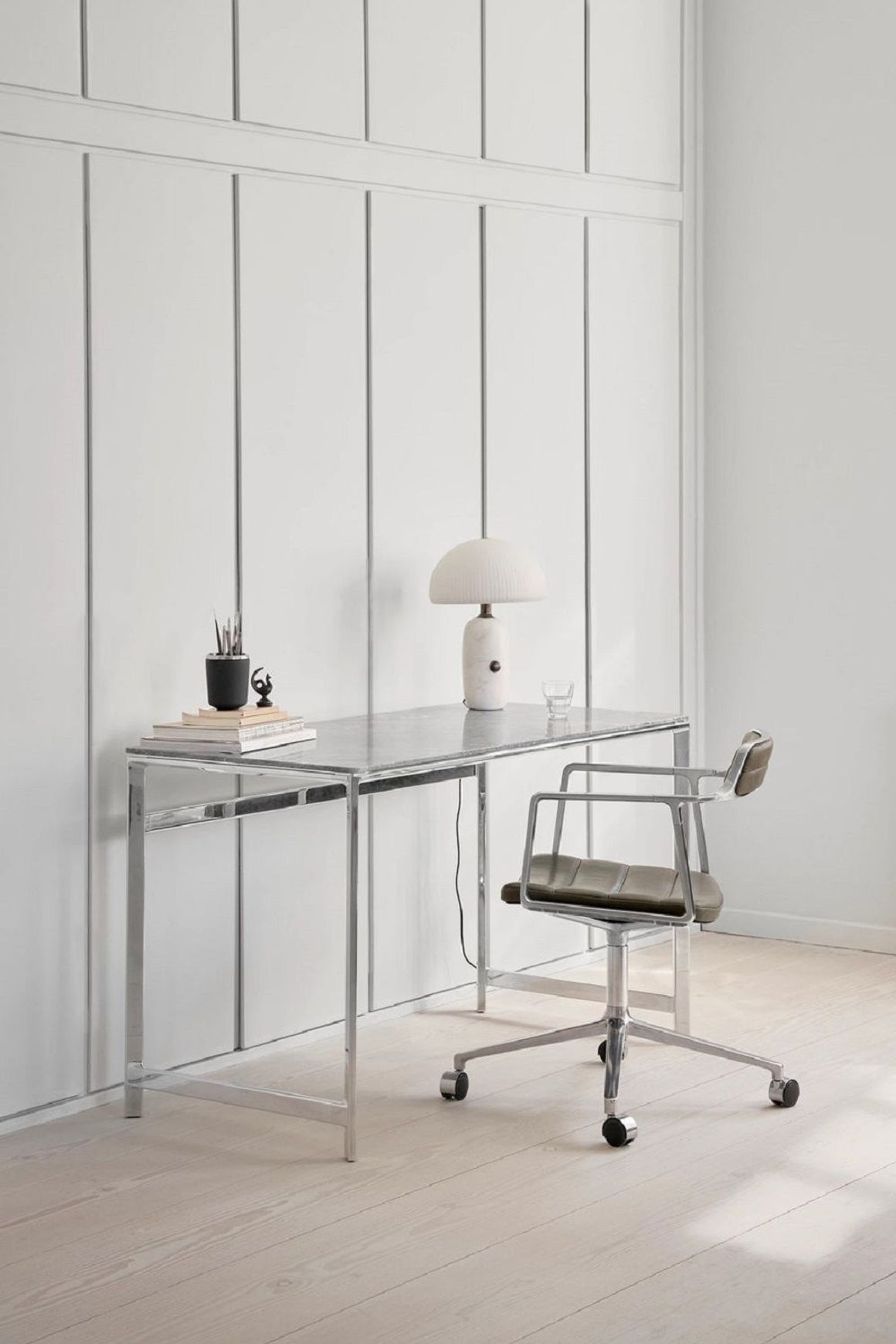 Vipp430 Studio Desk Collection