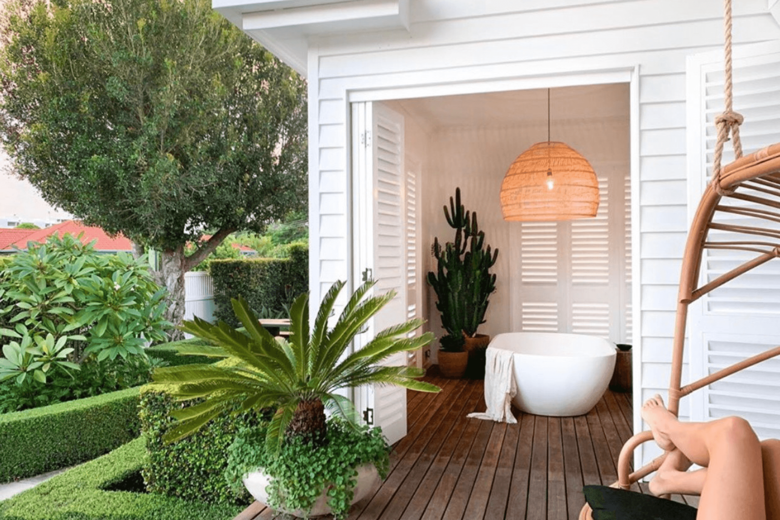 Justina Classic Outdoor Bath 1650mm Extra Wide ST12