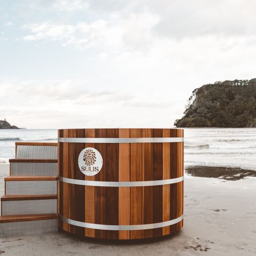 Rakaia Nautilus Hot Tub