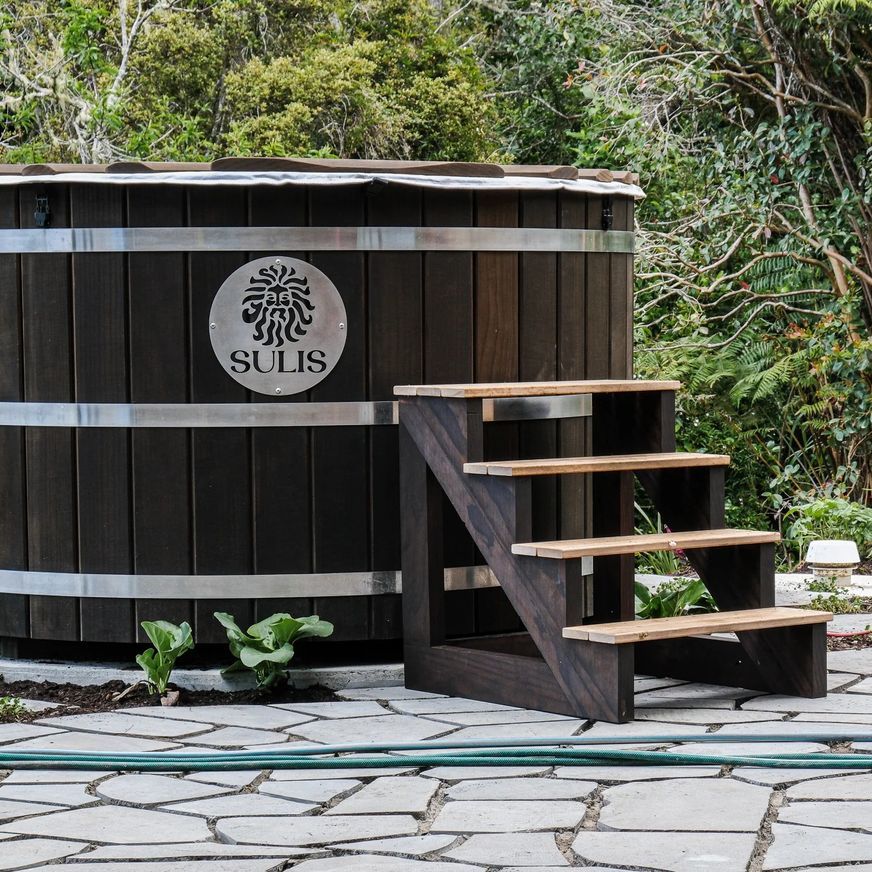 Cook Strait Hot Tub