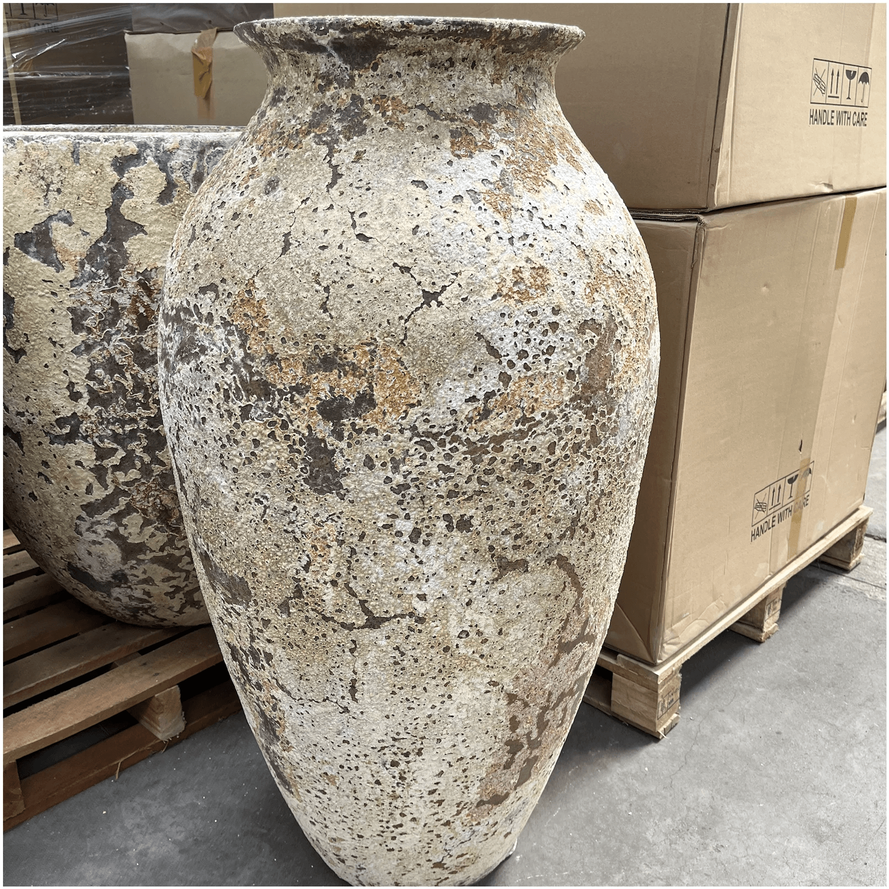Atlantis - Roman Jar