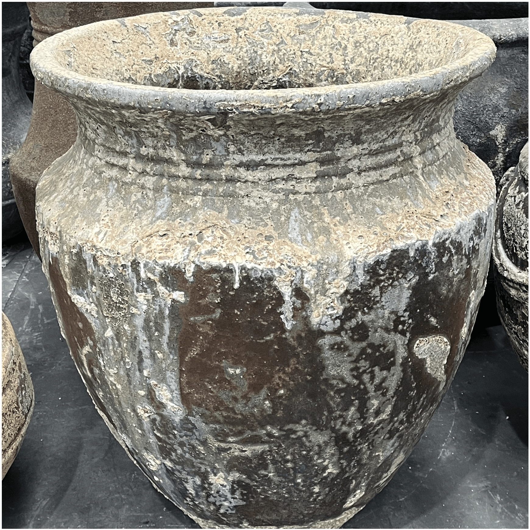 Atlantis - Skorpio Jar (with lines)