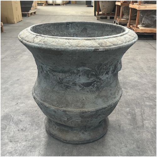 Atlantis - Thistle Urn