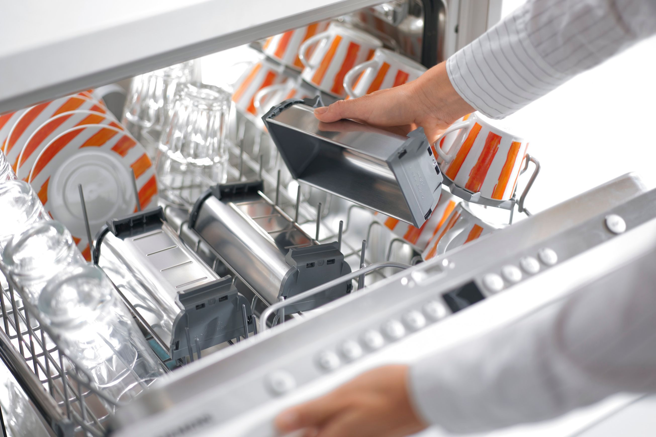 1 Large Stainless Steel Tray