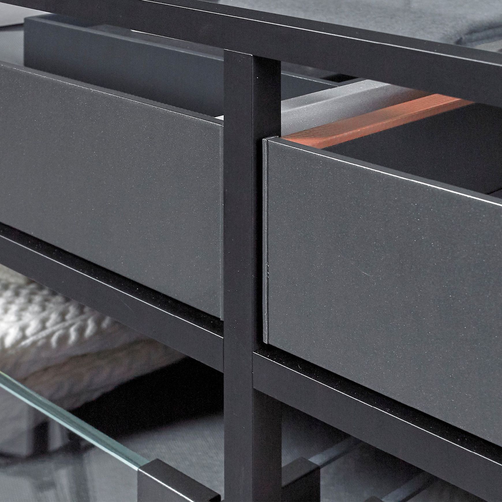 Cadro Frame System