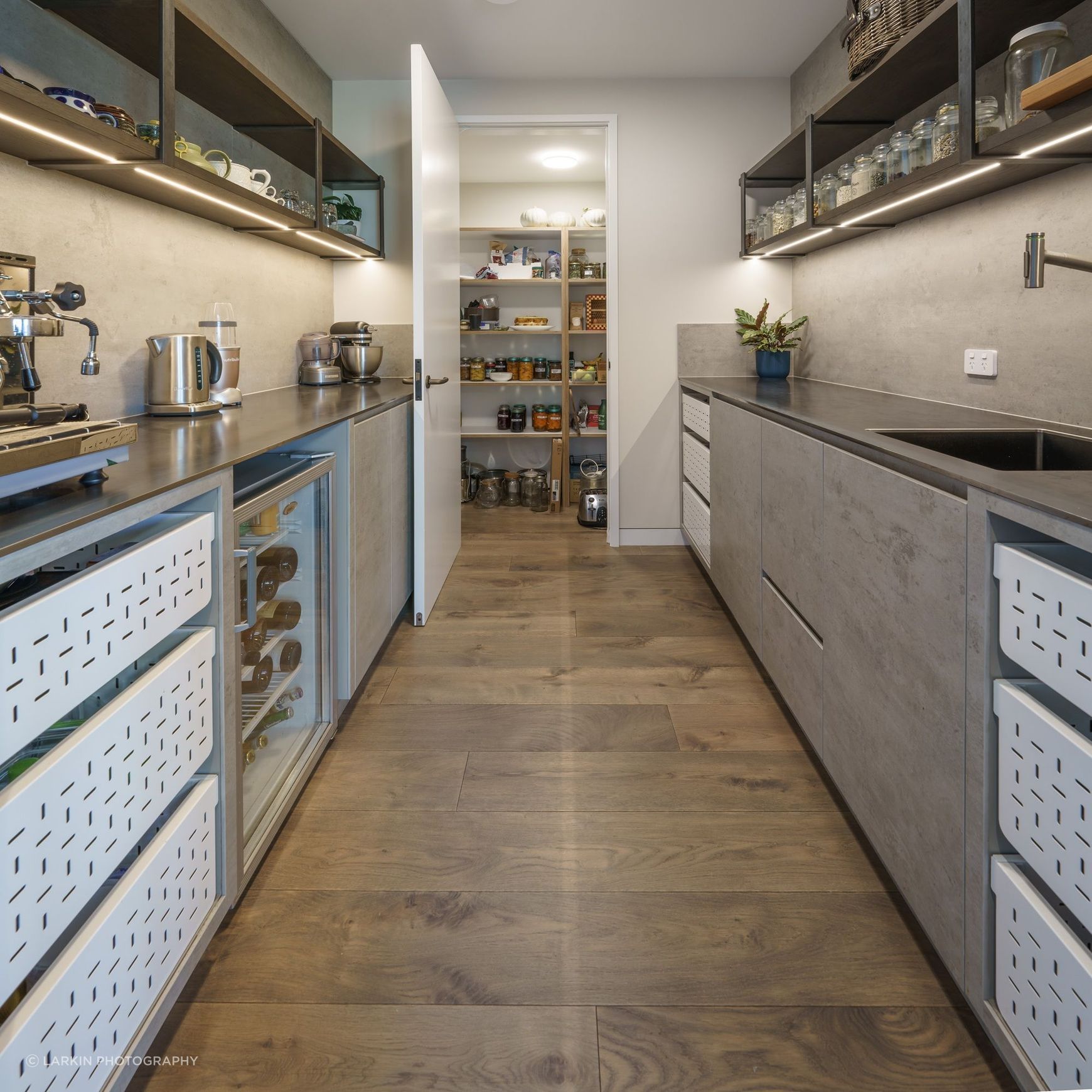 Tanova Ventilated Drawers