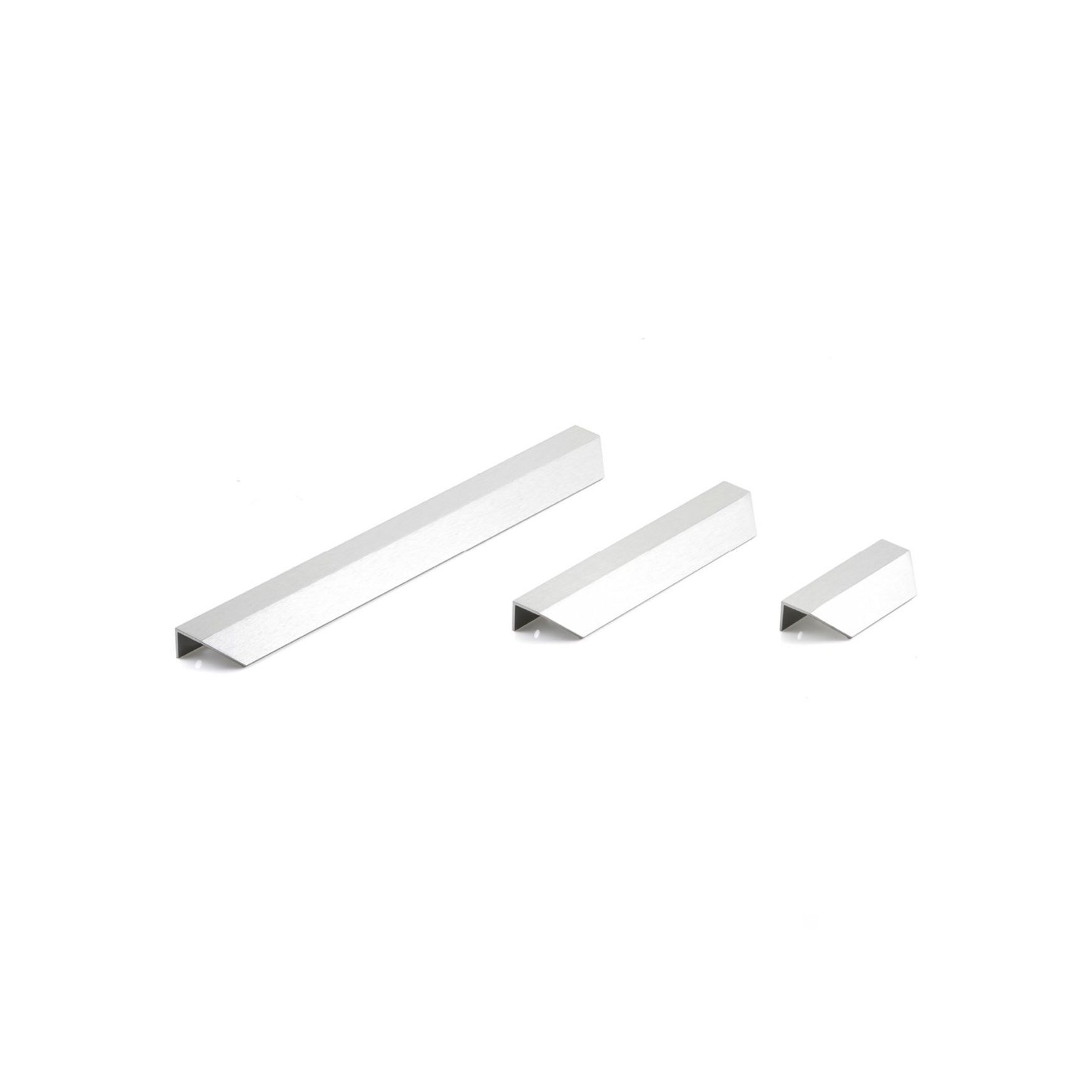 Angolo Lip Pull | Handles
