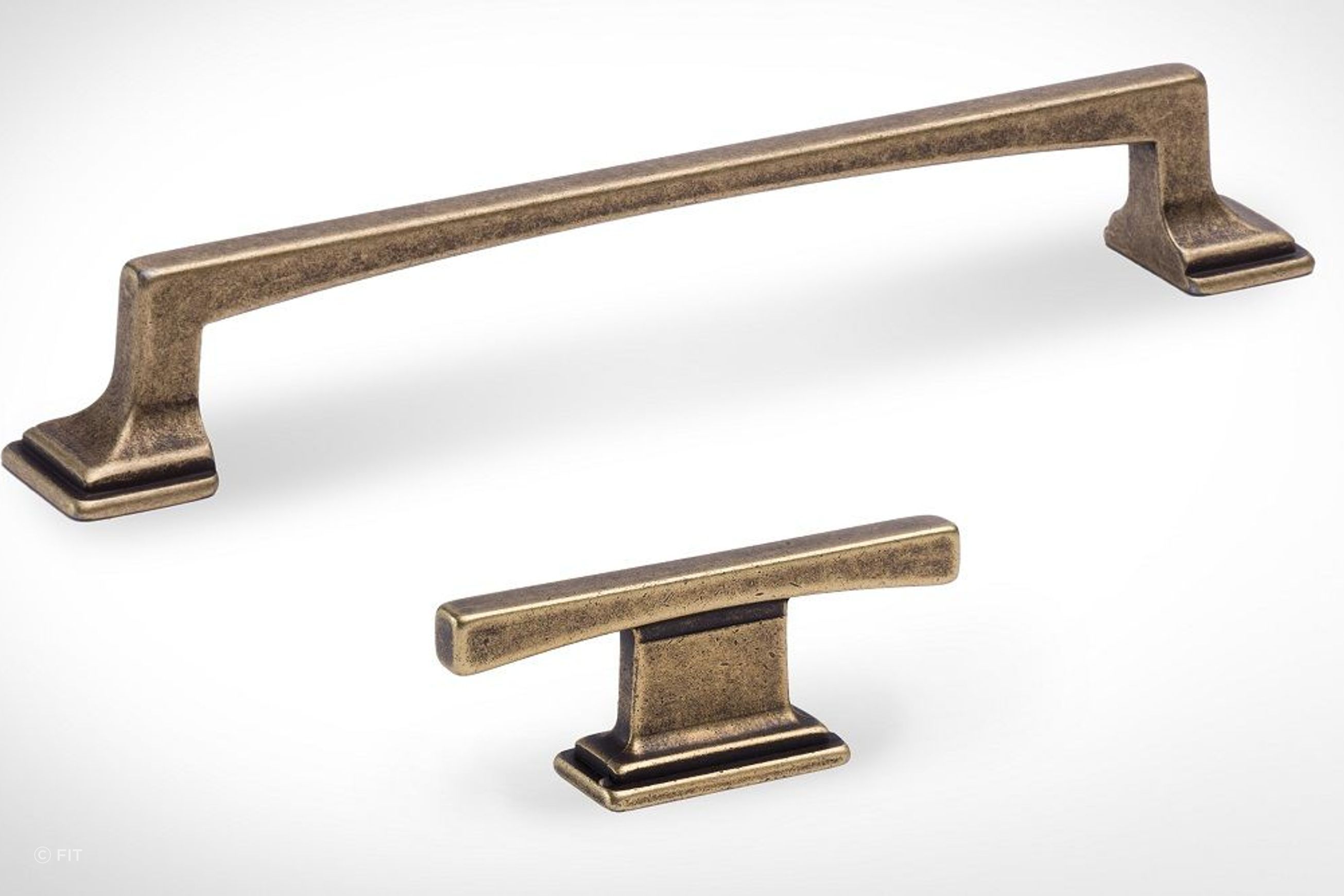 Cabinet Handles & Knobs
