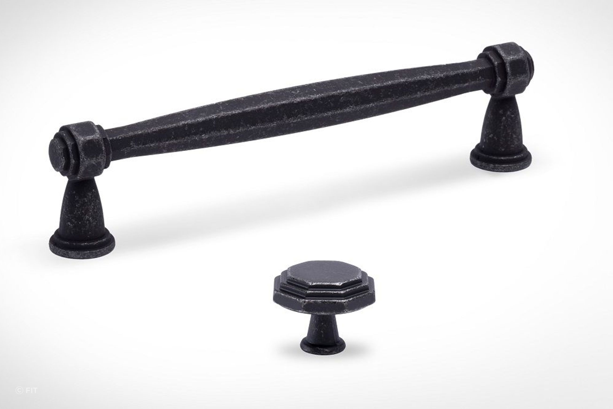 Cabinet Handles & Knobs