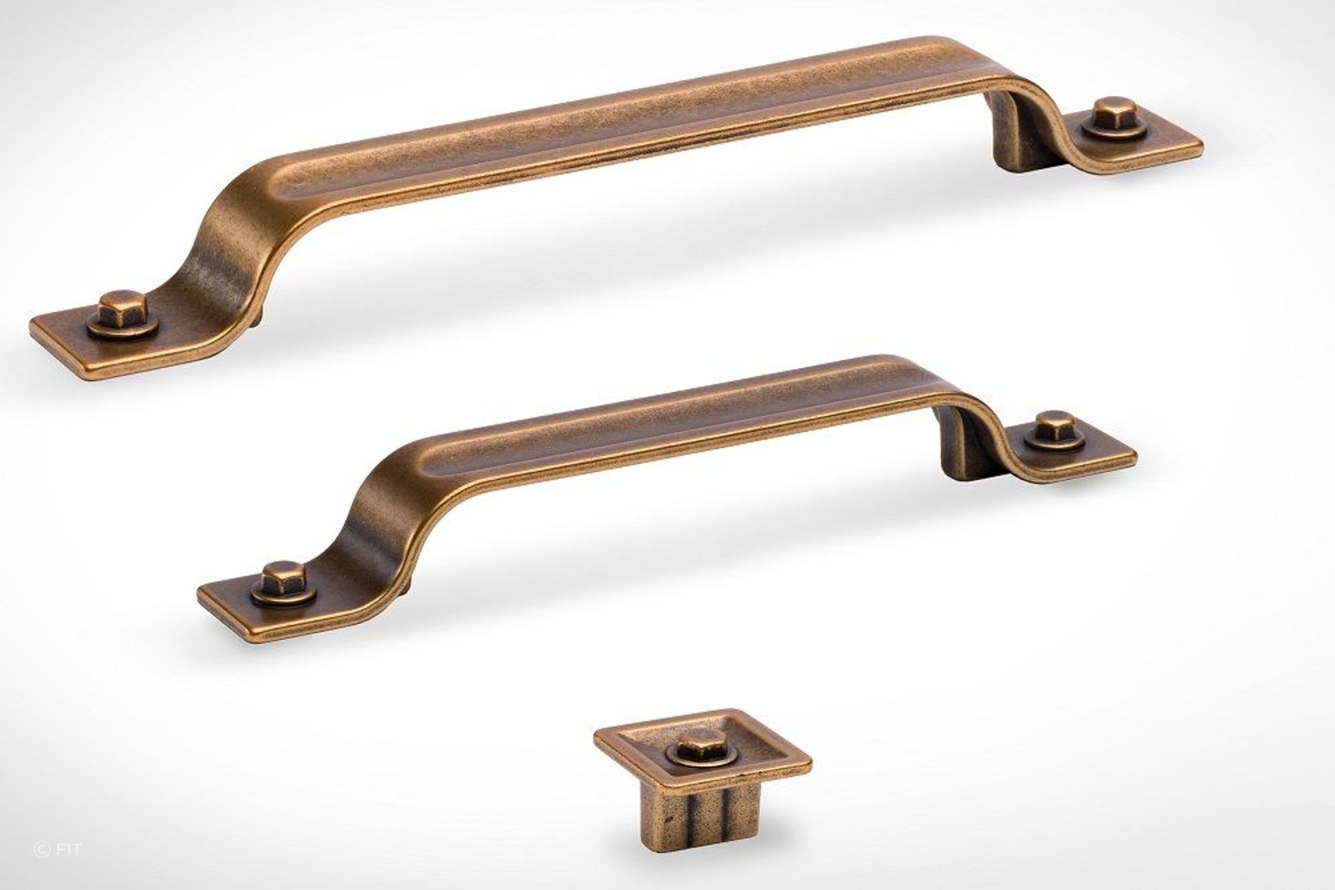 Cabinet Handles & Knobs