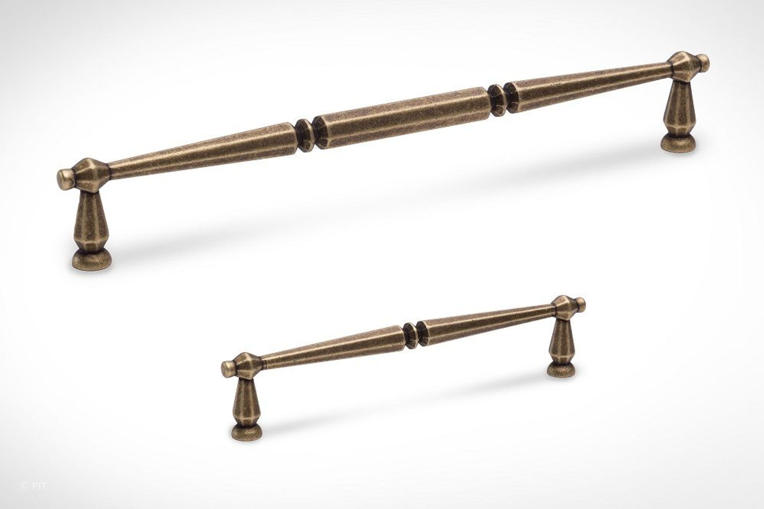Cabinet Handles & Knobs