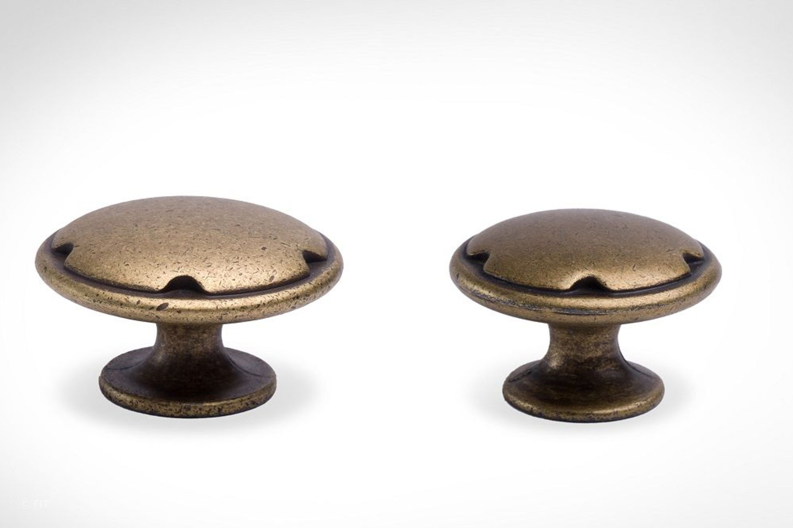 Cabinet Handles & Knobs