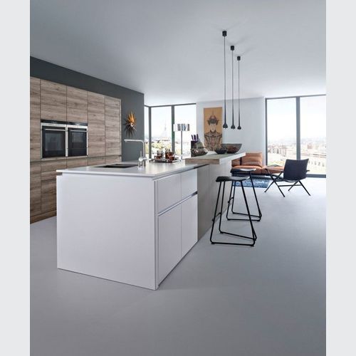 Synthia C + Ceres C Kitchen by Leicht