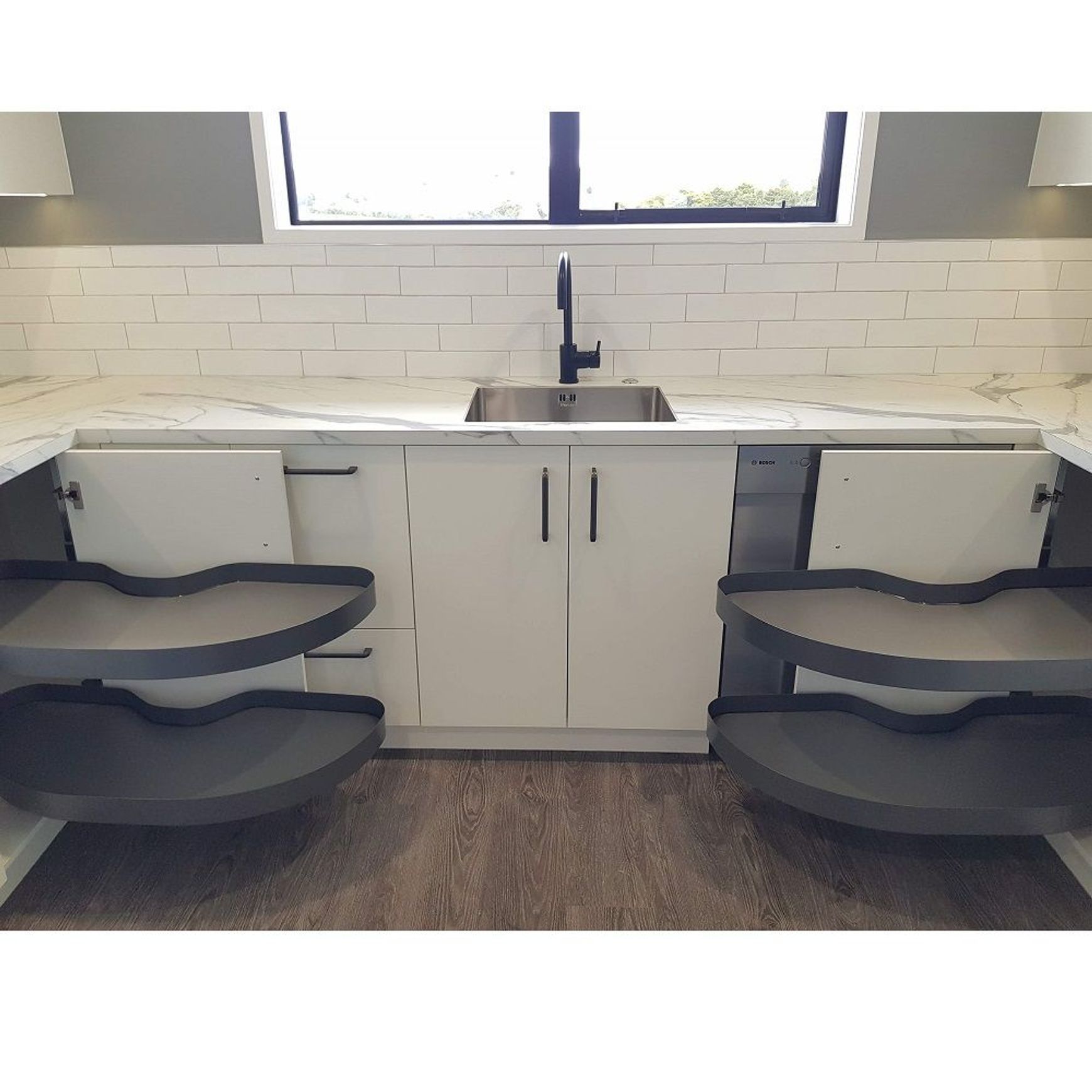 VS Cornerstone MAXX Blind Corner Unit