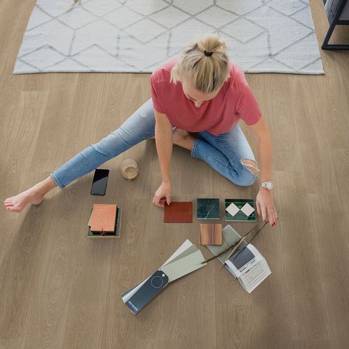 Clix Plus Laminate Flooring in Camellia Oak