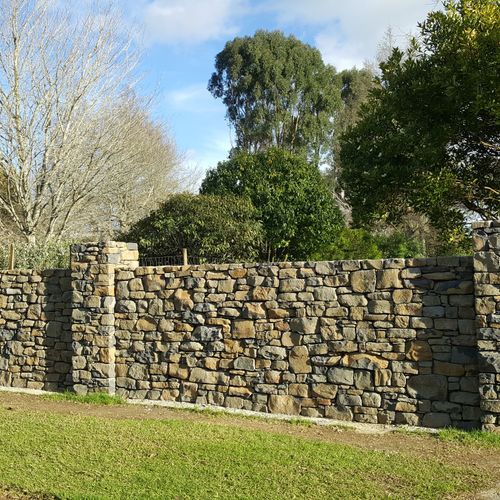 Landscape / Entrance Walls
