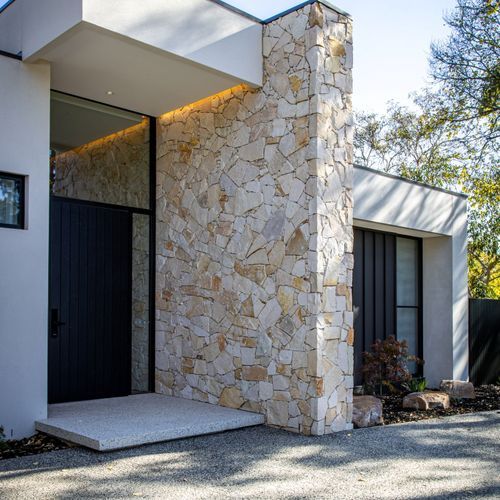 Loose Random Flinders Wall Cladding