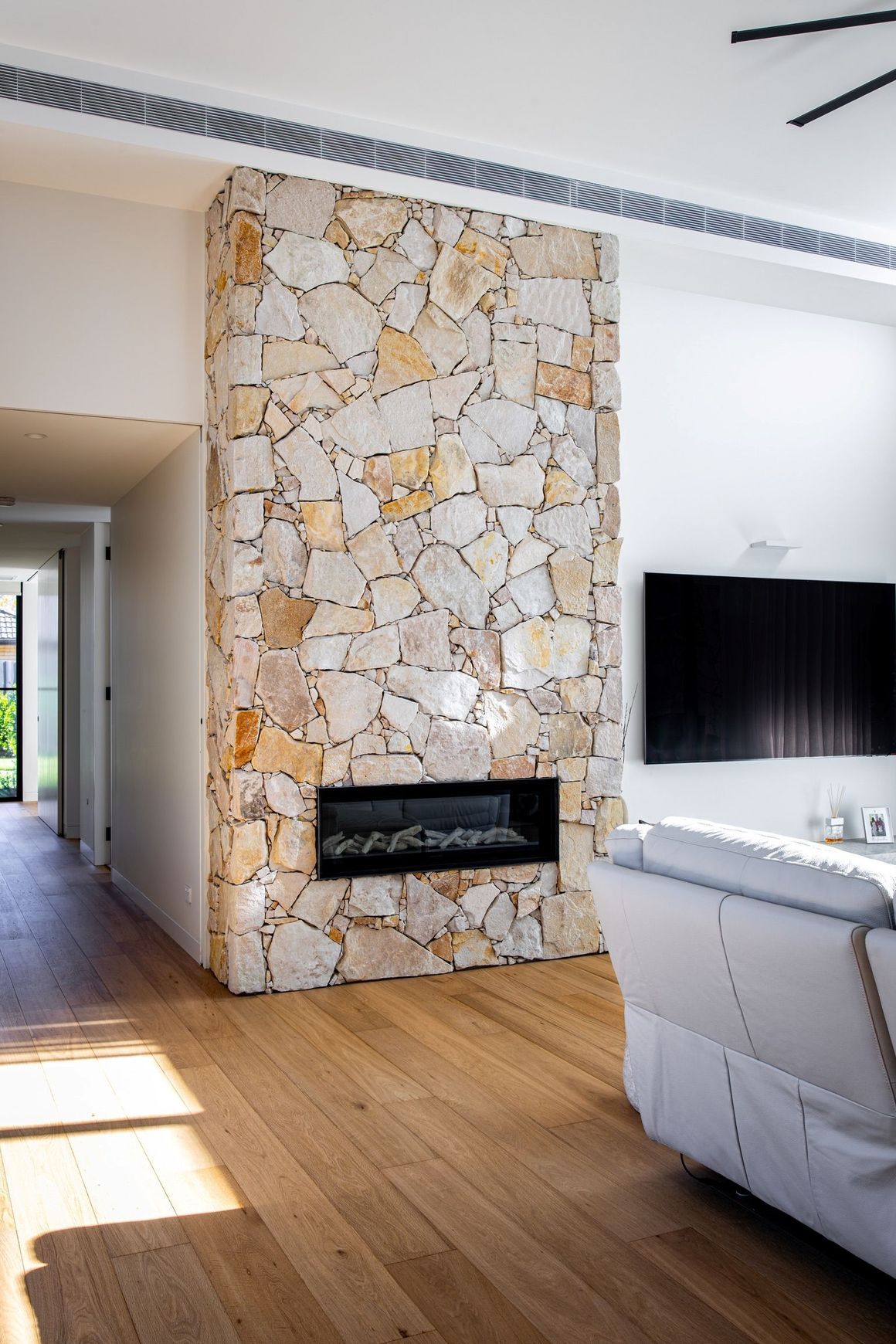 Loose Random Flinders Wall Cladding