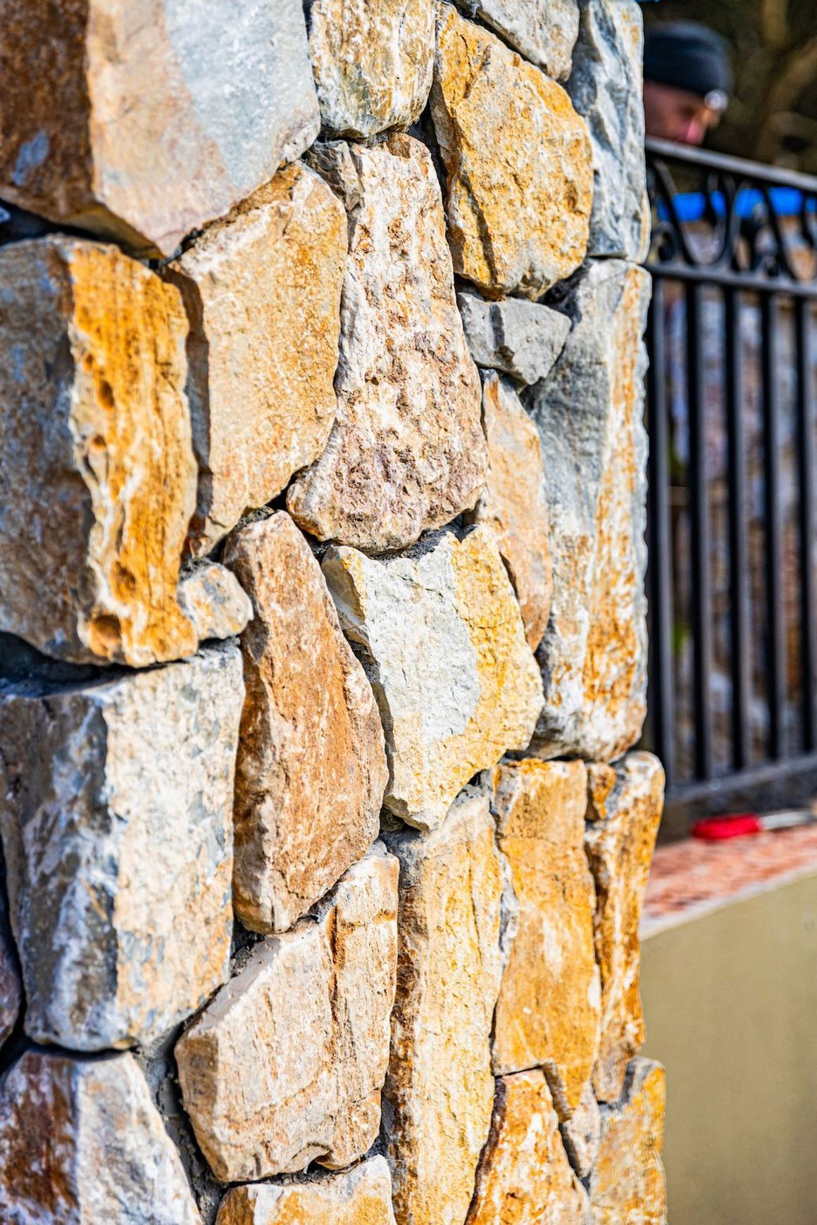Loose Random Helvia Wall Cladding
