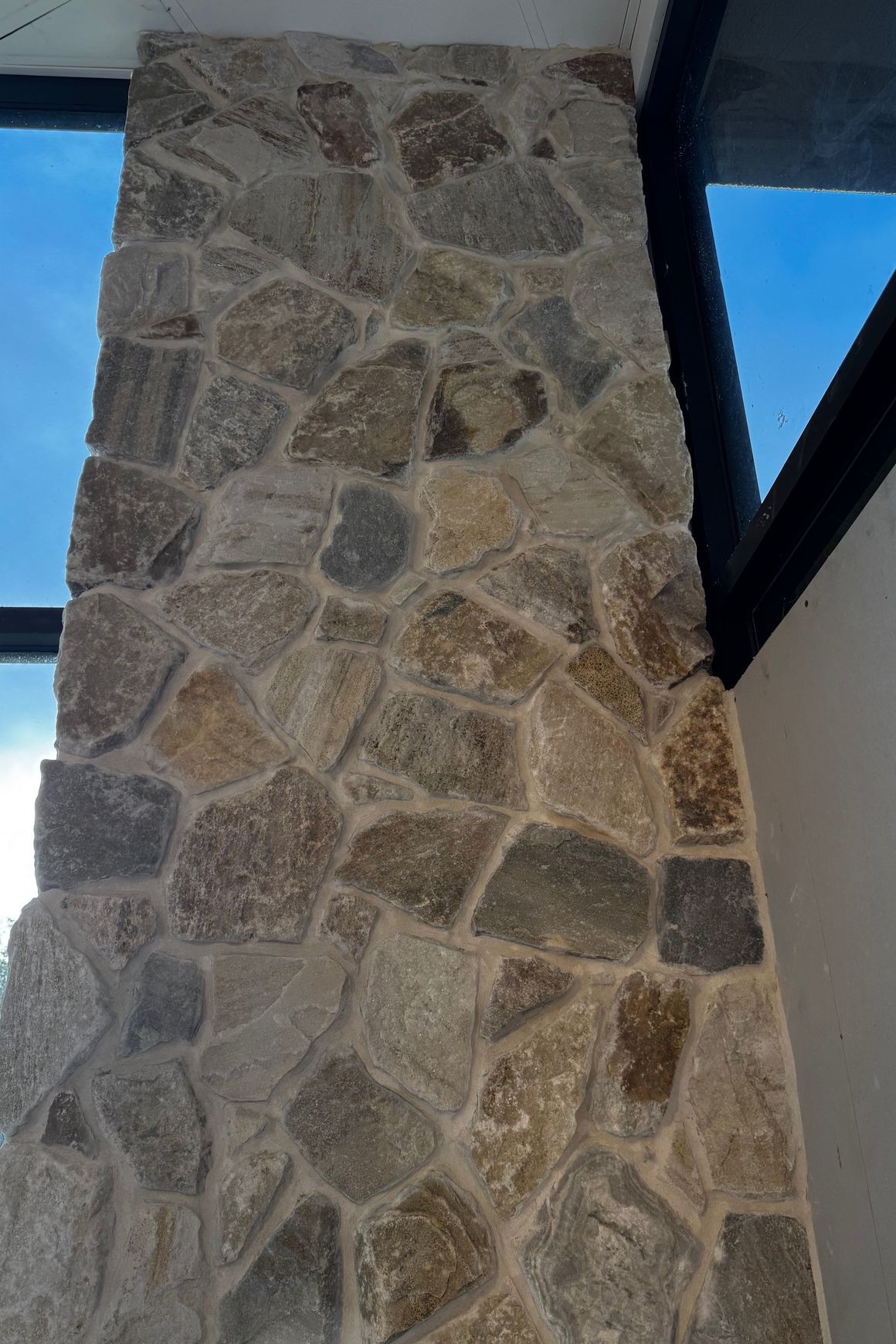 Loose Random Tulum Wall Cladding