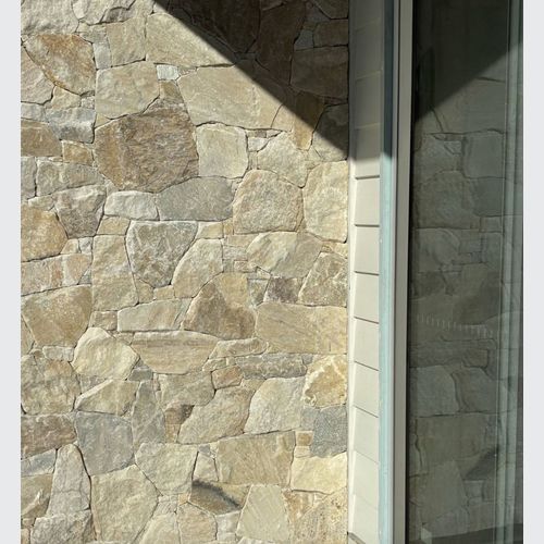 Loose Random Tulum Wall Cladding