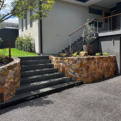 Loose Random Uluru Wall Cladding