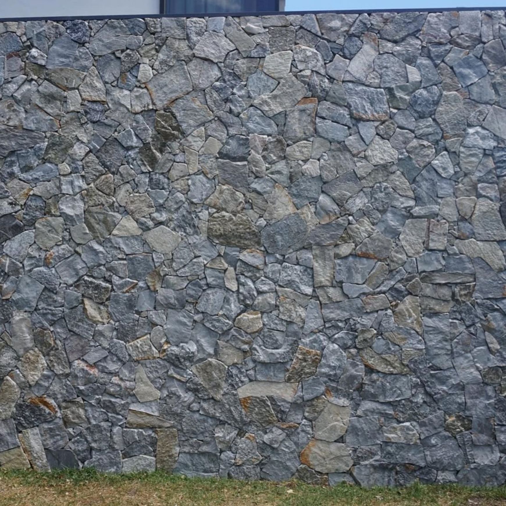 Loose Random, Whistler Wall Cladding