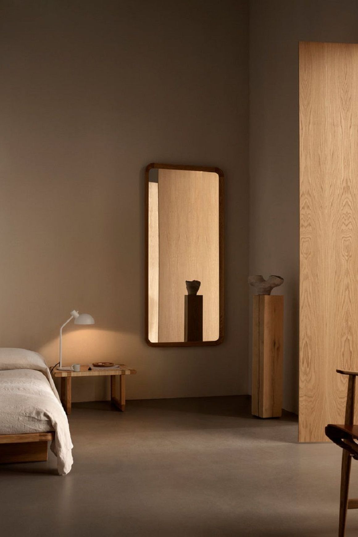 VLA62 Radio House Mirror