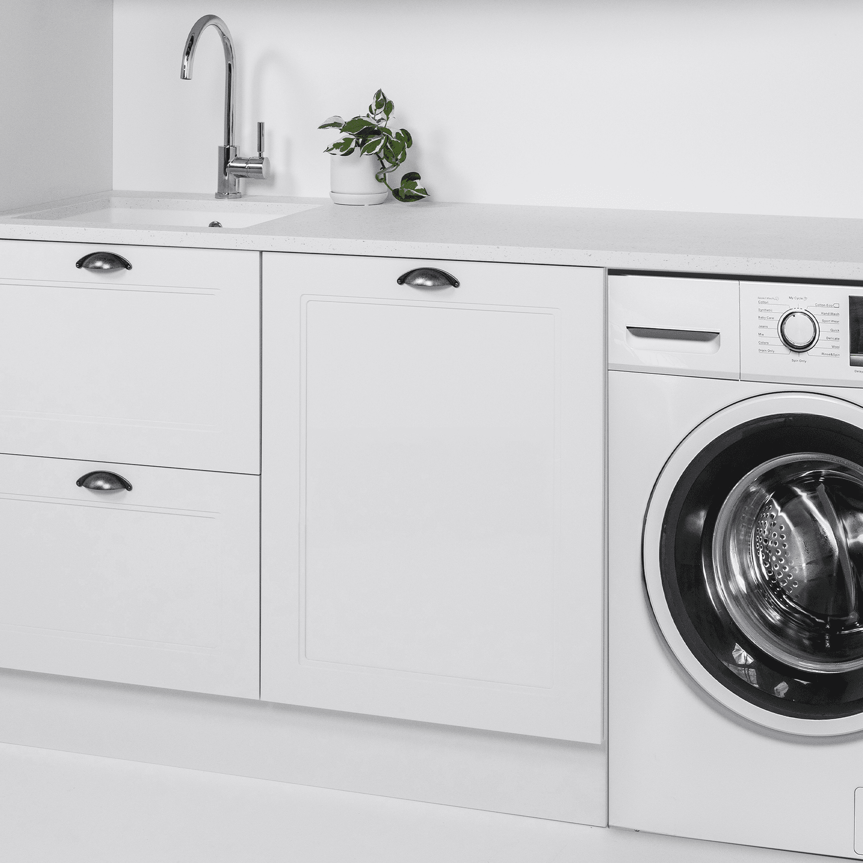 English Classic Laundry Cabinet, 1 Drawer