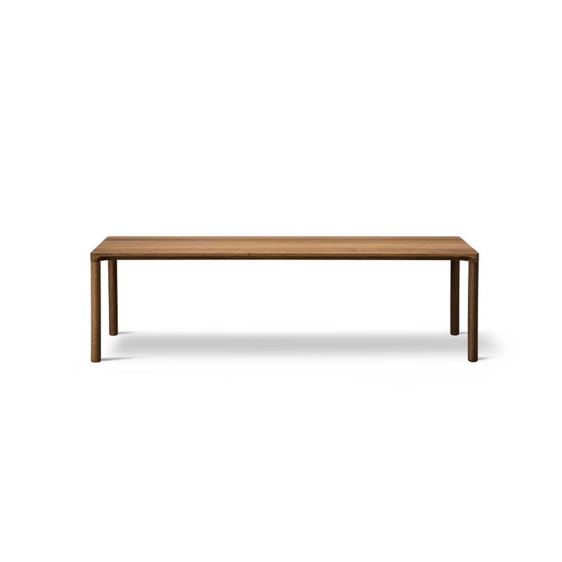 Piloti Table Model 6715 by Fredericia