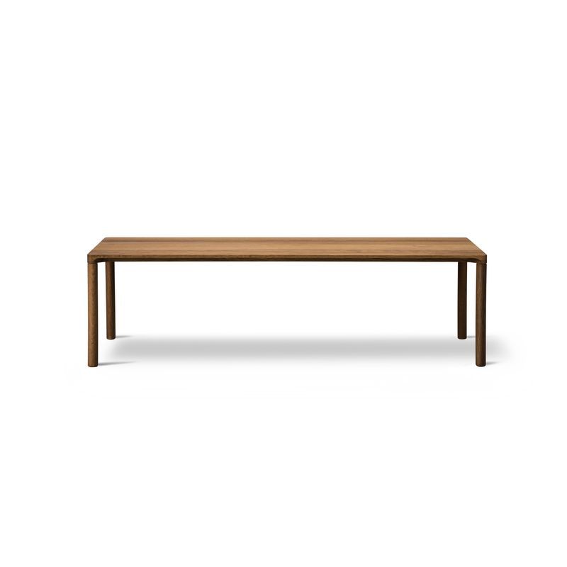 Piloti Table Model 6715 by Fredericia
