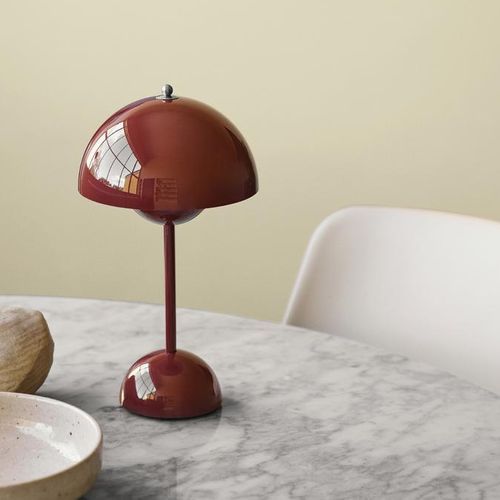 Flowerpot Table Lamp