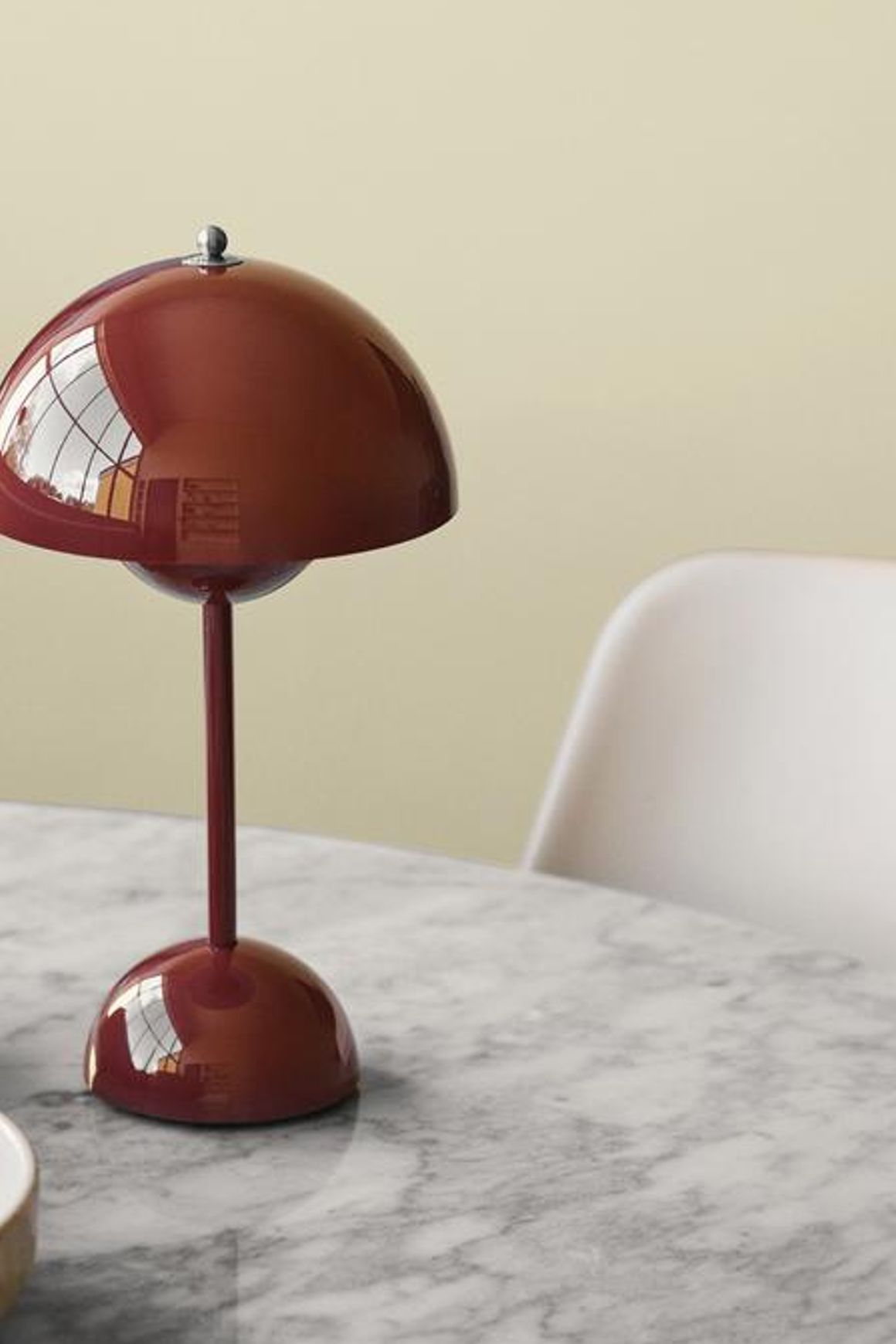 Flowerpot Table Lamp