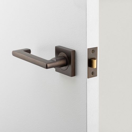 Iver Baltimore Return Door Lever Handle on Square Rose